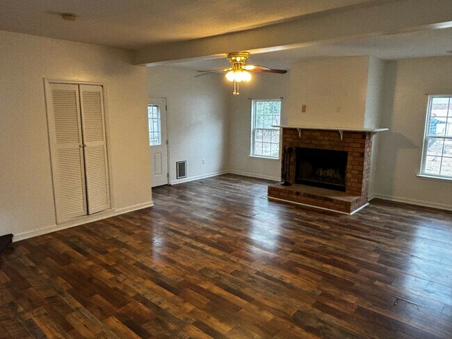 Photo - 506 Le Conte St