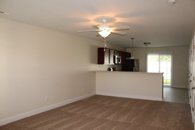 Photo - Gorgeous Townhome!