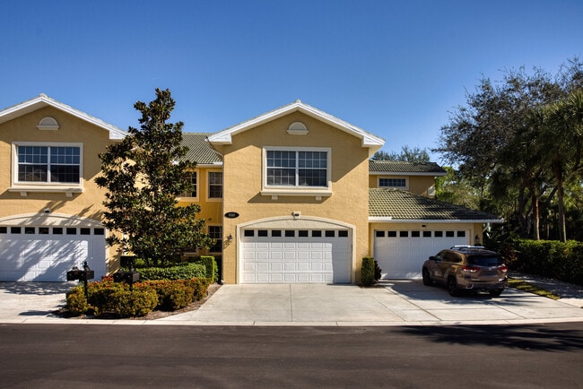 Photo - 8310 Big Acorn Cir Unidad 1002