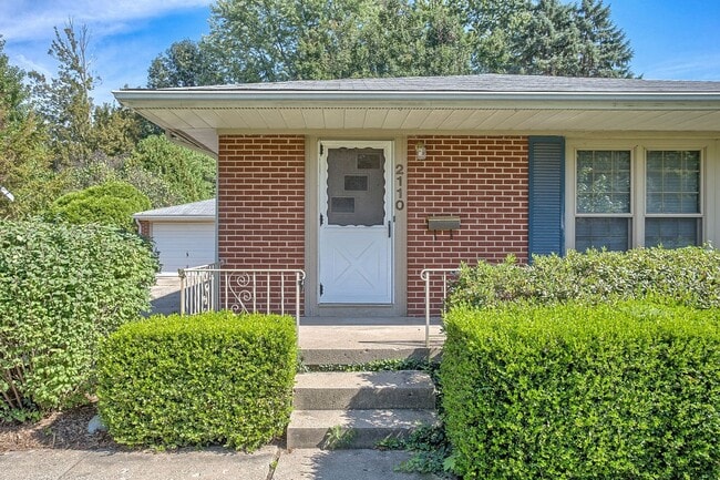 Photo - 3 bedroom, 2 bath Ranch -AVAILABLE AUGUST