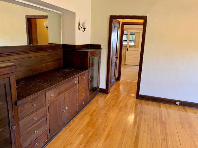 Photo - 10 E. Gorham