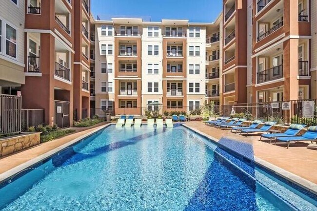 Photo - 4000 Hulen Pl Unidad b4