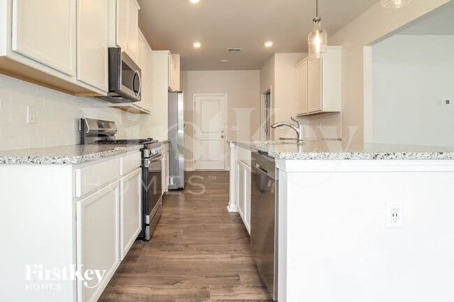 Photo - 302 Ashborne Ln