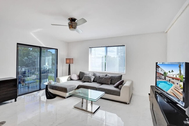 Photo - 3215 NE 7th St Unit SI FL2-ID1504114P