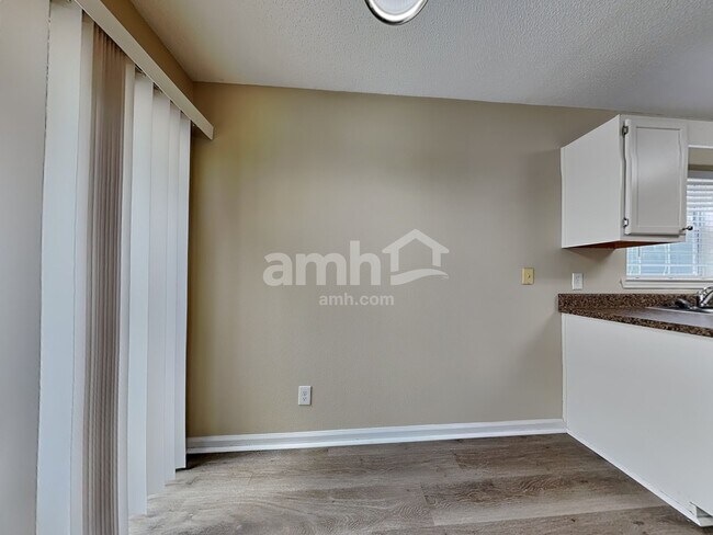 Photo - 109 Rivermarsh Dr