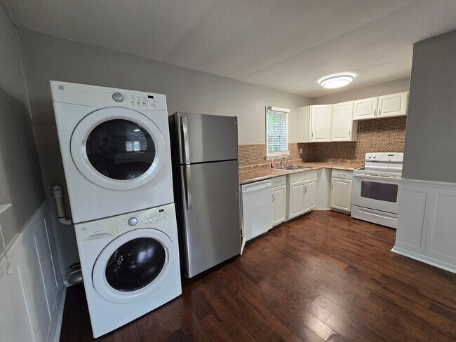 Photo - Live in Red Bank!