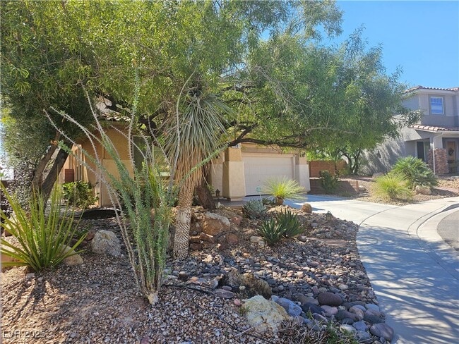 Building Photo - 11081 Village Ridge Ln