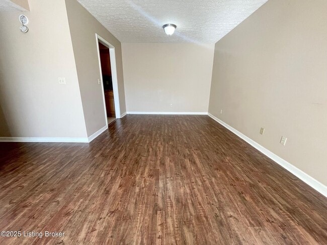 Photo - 907 E Hackberry St Unidad 5