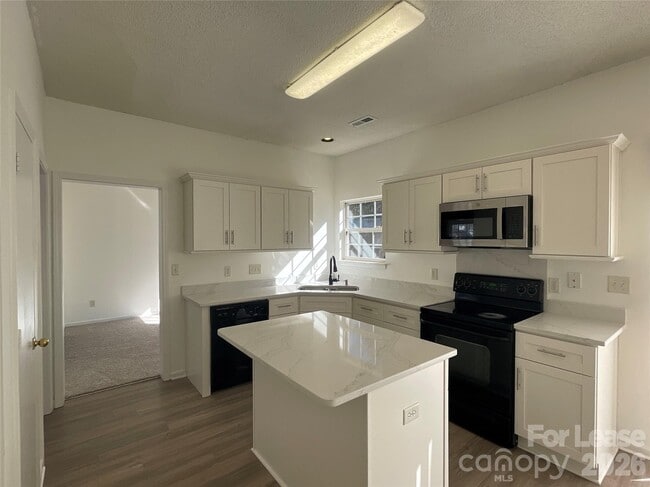 Photo - 10218 Ridgewell Ct