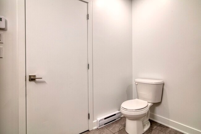 Photo - 9675 Av. Papineau Unit 129