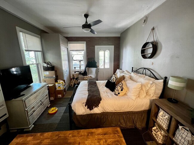 Photo - 961 Osage Ave Unit 2