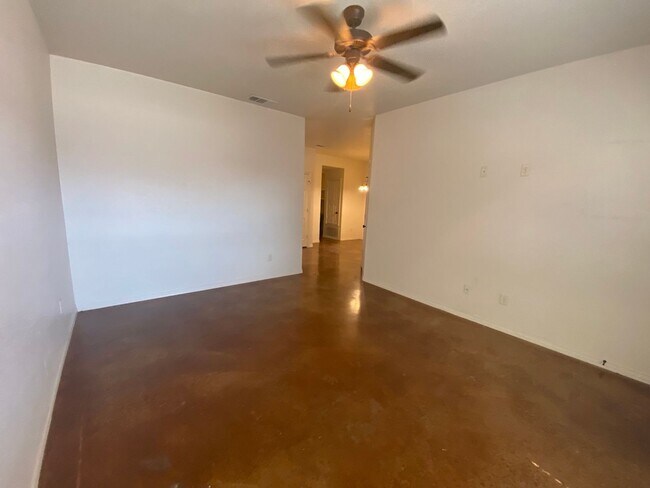 Photo - 504 Karey Dr Unit A