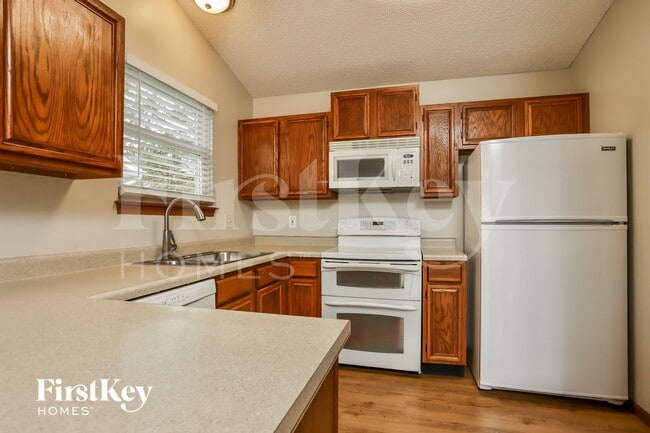 Photo - 515 Misty Moss Ln