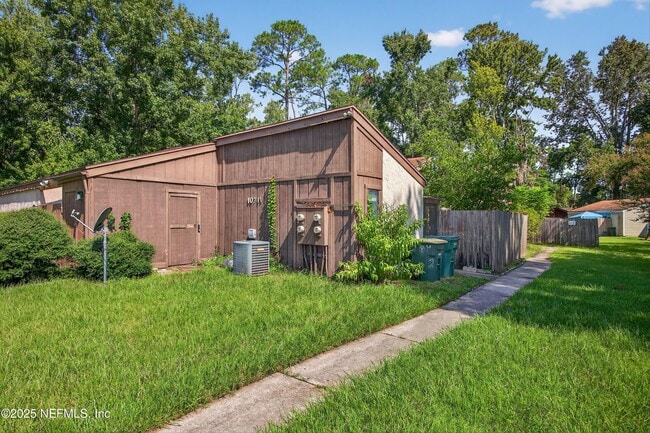 Photo - 10711 Whispering Woods Pl