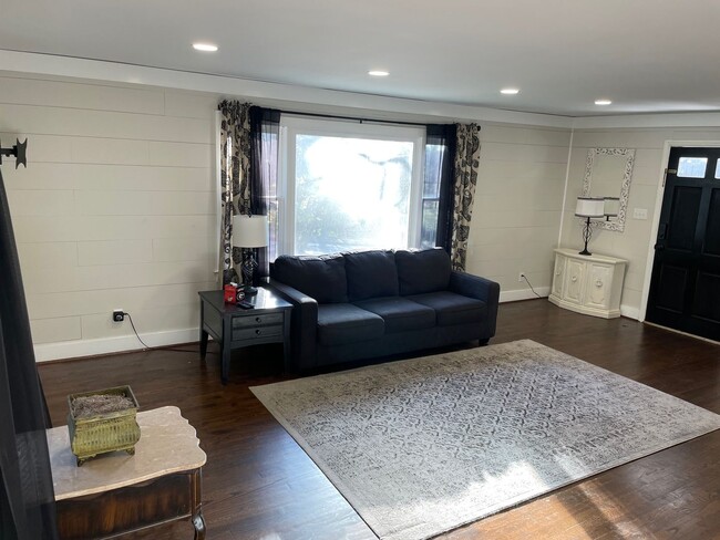 Photo - Five Points Home on a Hill