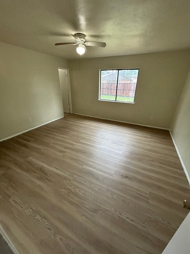 Photo - Adorable ranch-style house