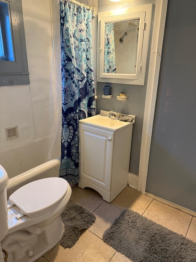 Photo - 2328 Union St