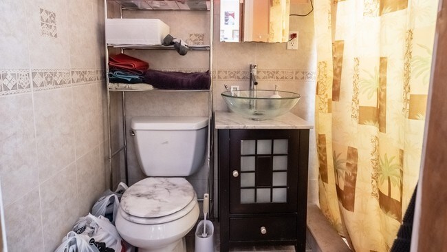 Photo - 45A Van Reypen St Unidad 2