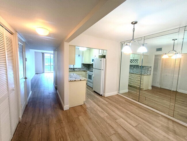 Building Photo - 777 S Federal Hwy Unit E105