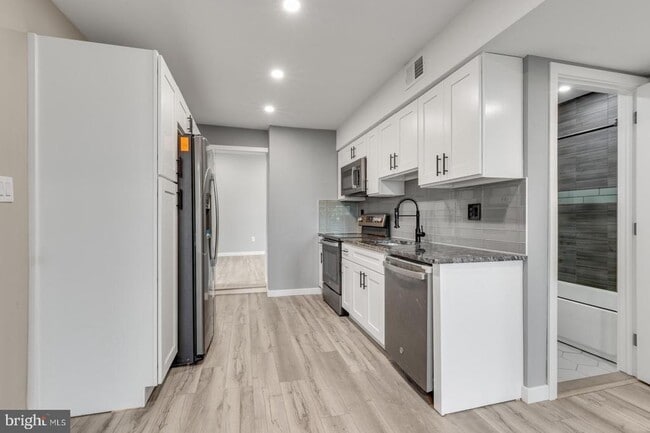 435 W Susquehanna Ave Unit 2
