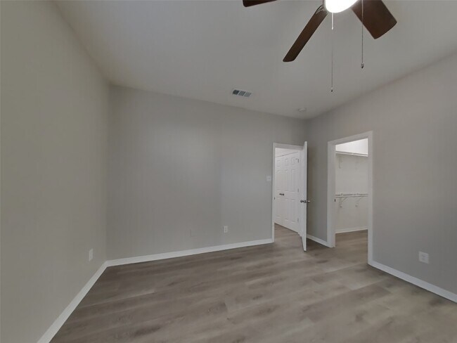 Photo - 21214 Peachvine Ln