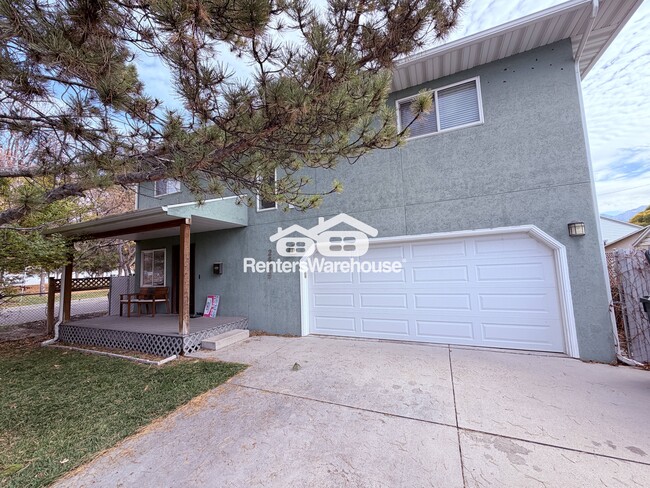 Building Photo - 2555 S 400 E