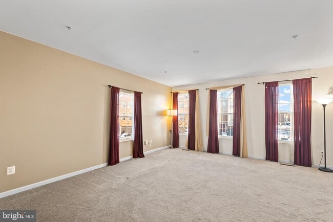 Photo - 4904 Olympia Pl