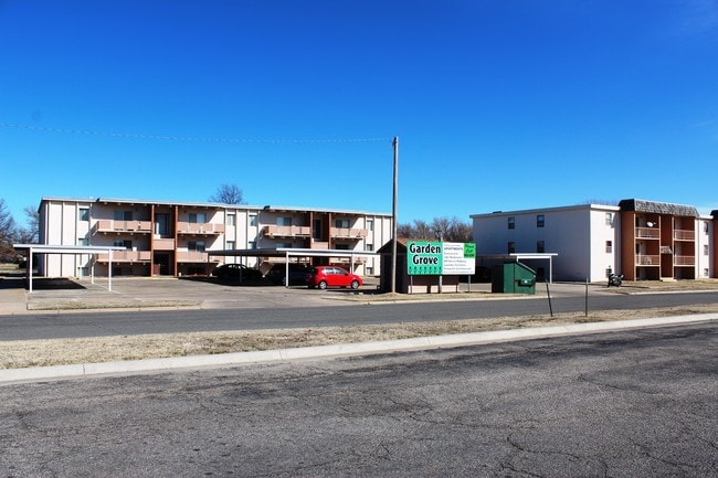 Building Photo - Garden Grove Apartments