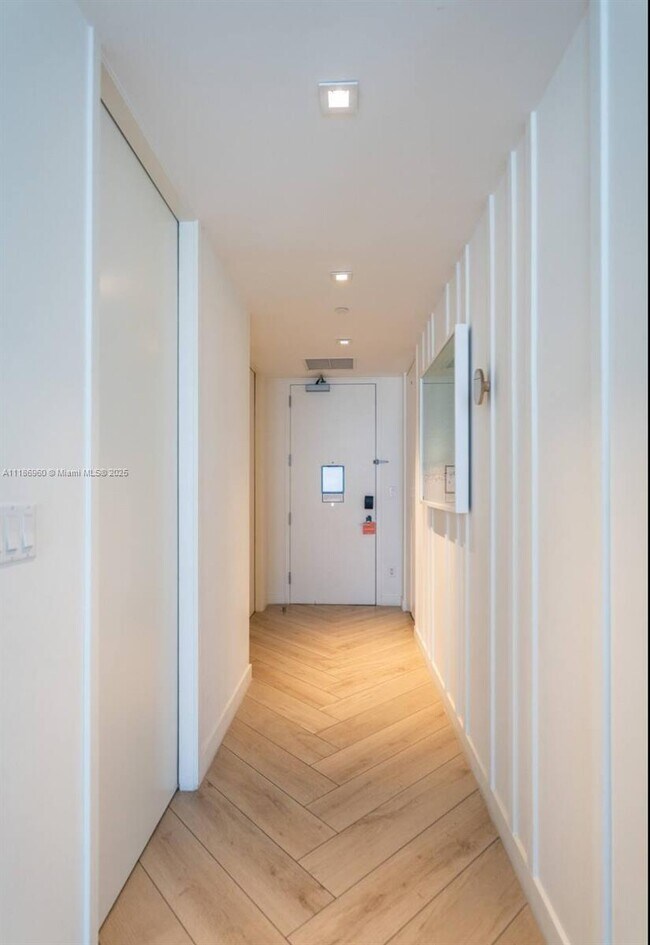 Photo - 2201 Collins Ave Unit 1509