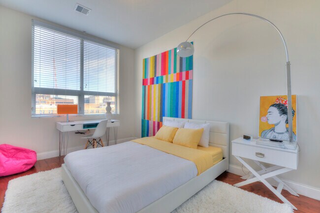 Photo - 910 Cherry St Unit 702