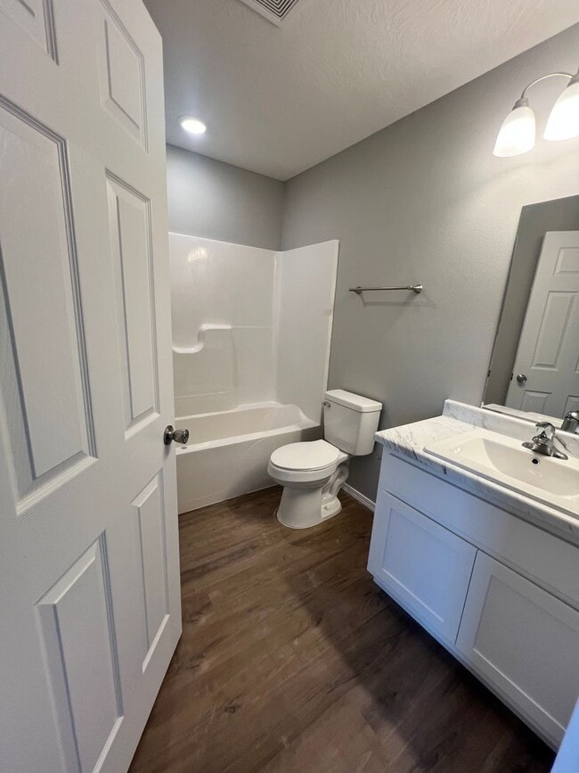 Photo - 672 E Garfield St Unit 672 E Garfield St  A