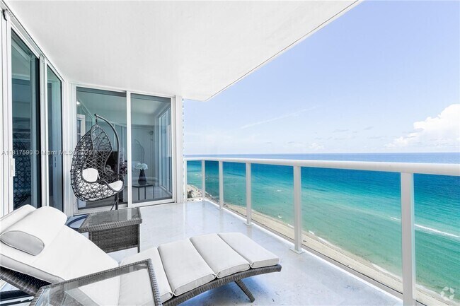 Building Photo - 19111 Collins Ave Unit 1706 Rental