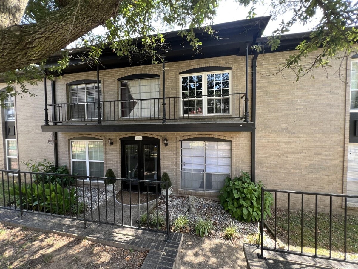 Photo - 1601 N Bryant St Unidad B-24 Rental