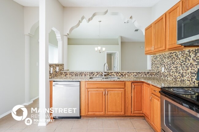 Photo - 2822 Woodruff Dr