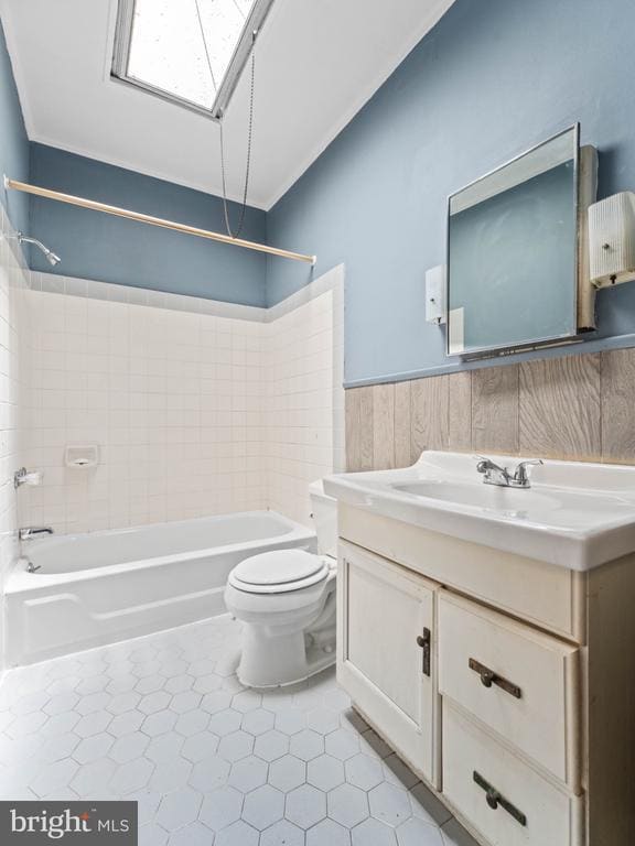 Photo - 6625 Lansdowne Ave