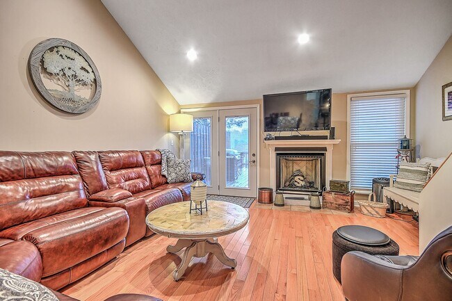 Photo - 3 Bedroom 2 Bath Condo  Blountville, TN
