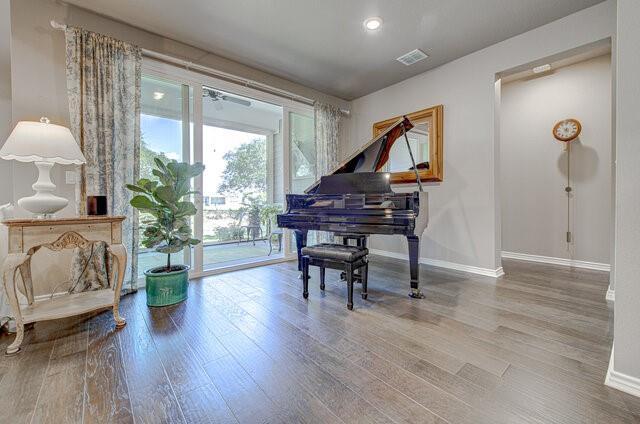 Photo - 108 Charming Redbud Ln