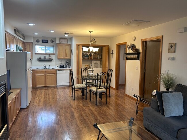 Photo - 1836 NE Fairview Ave Unit C