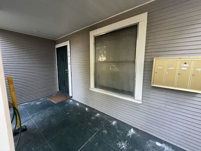 Photo - SAC T-2612-2614 Unit 2612 Q St