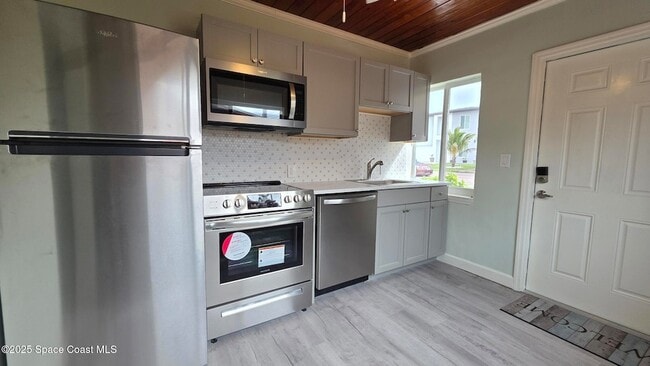 Photo - 6409 Ridgewood Ave