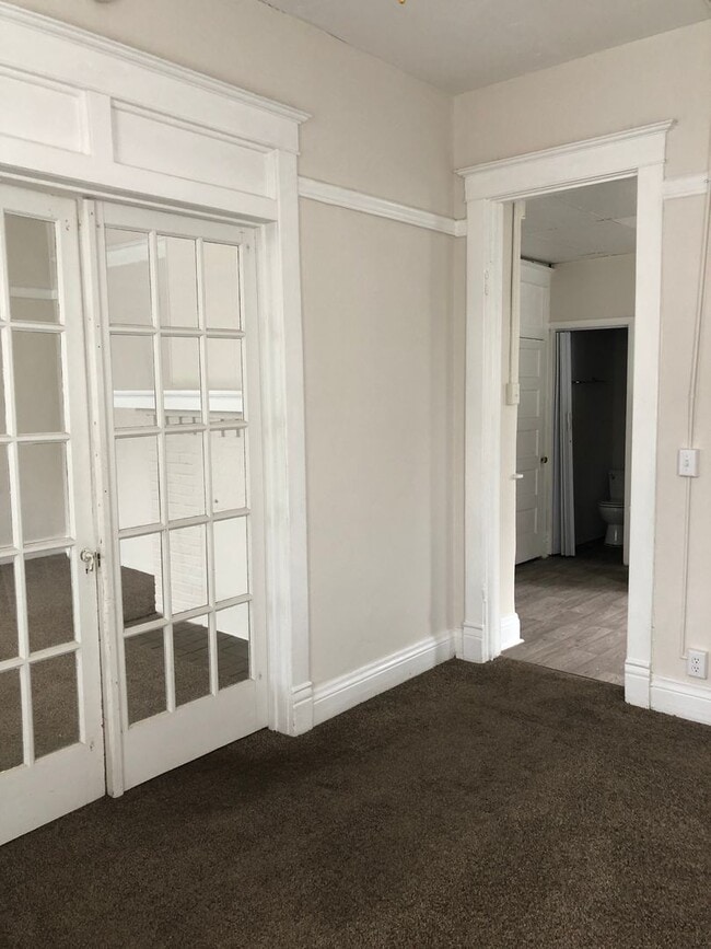 Photo - 703 W Park Ave