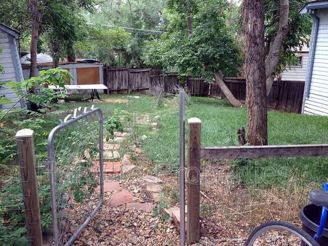 Photo - 1035 Mapleton Ave