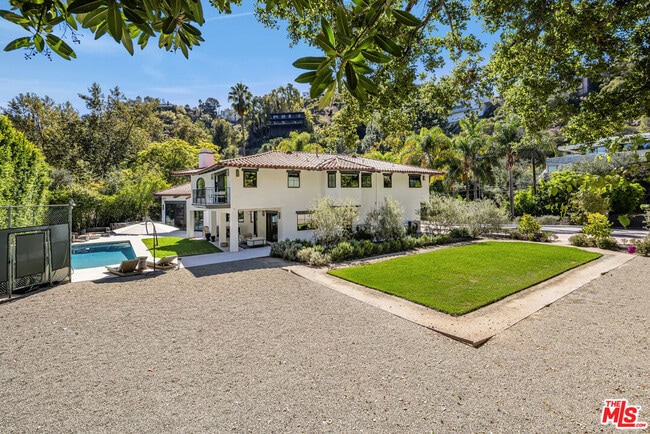 Photo - 7651 Willow Glen Rd