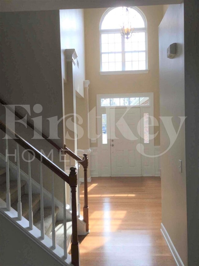 Photo - 1504 Aries Ln