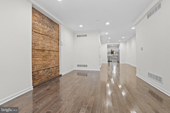 Photo - 819 11th Ave Unit A