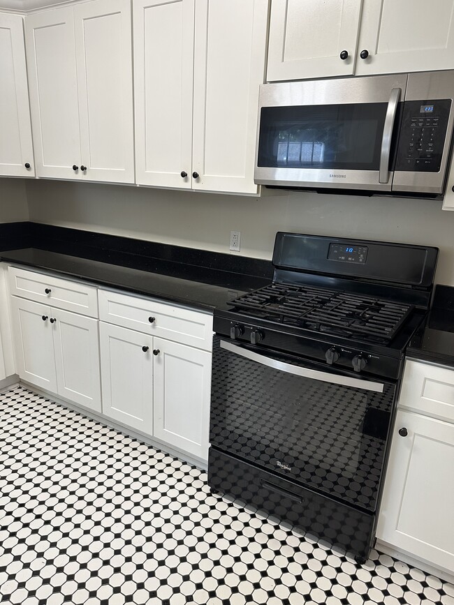 Photo - 2440 Palmer Ave Unit 2440 Palmer Ave