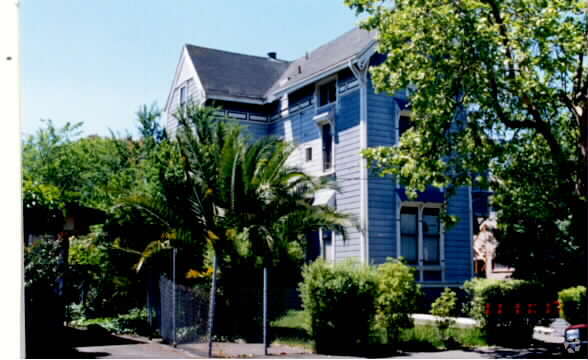 Photo - 1607 5th Ave