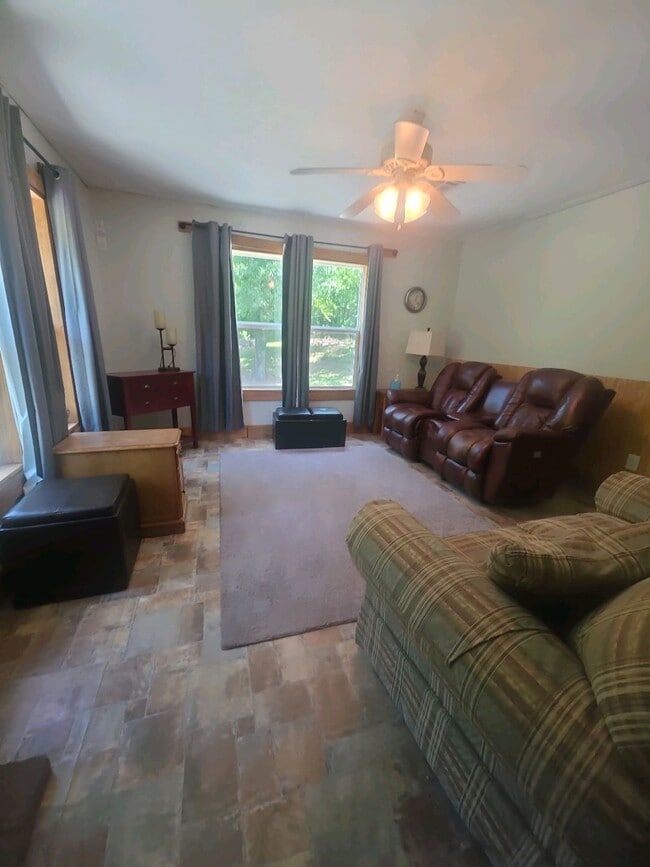 Photo - 147 Bayou Rd