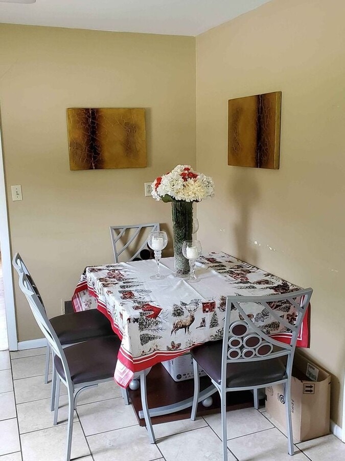 Photo - 1000 Waverly Ave