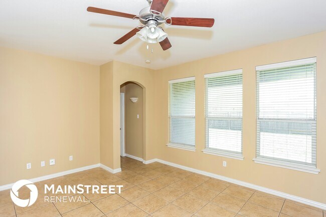 Photo - 279 Edison Ln